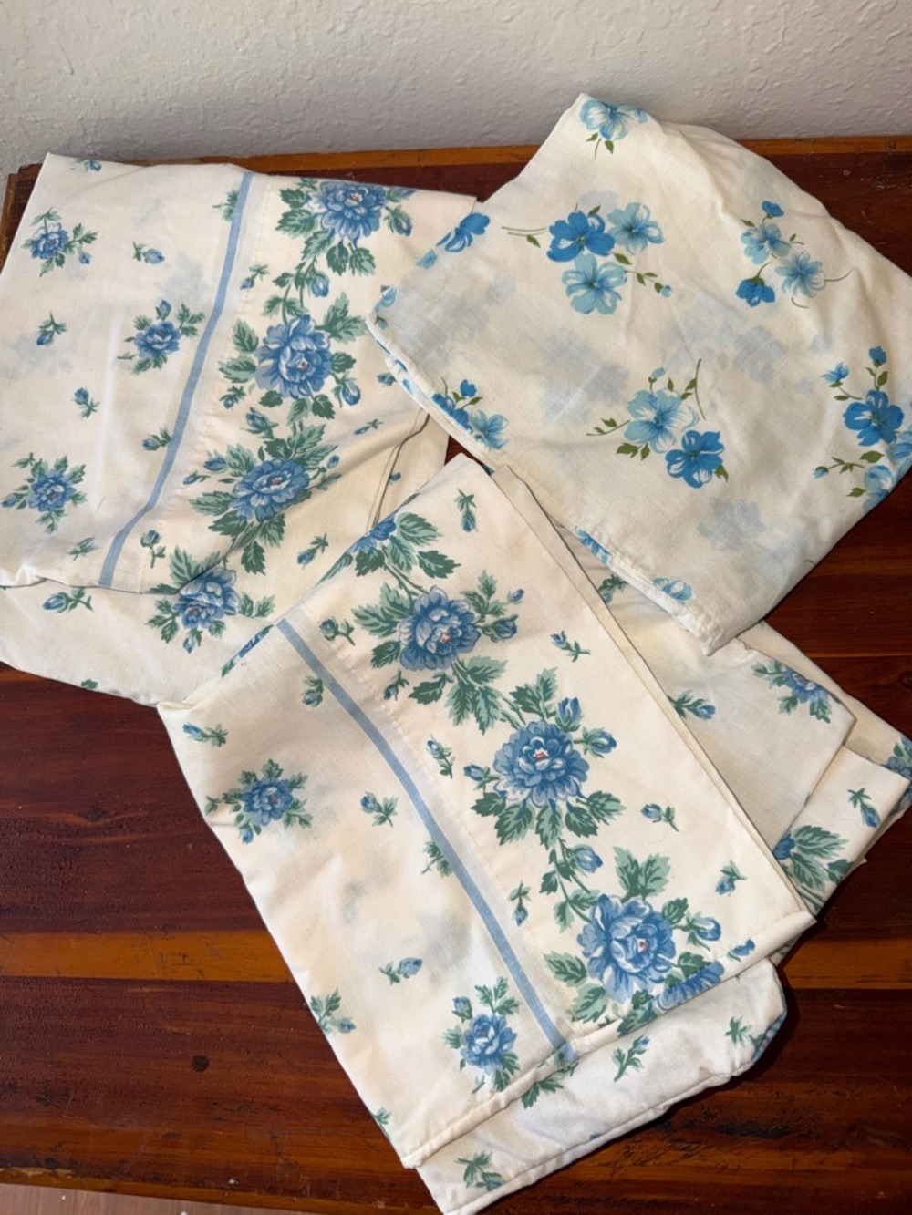 Vintage blue & white floral pillowcases set of 3 farmhouse, country, cottagecore